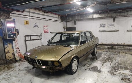 BMW 5 серия, 1985 год, 150 000 рублей, 1 фотография