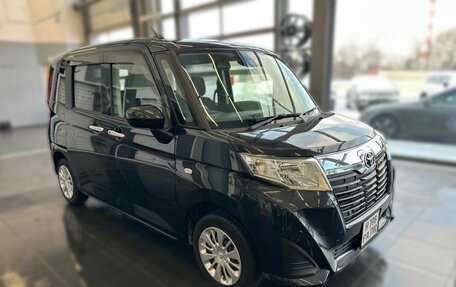 Toyota Roomy I, 2019 год, 1 395 000 рублей, 3 фотография