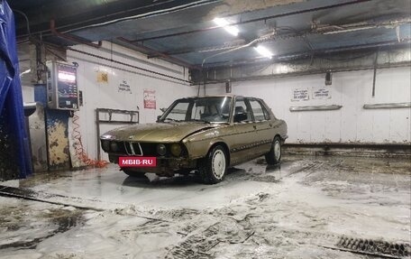 BMW 5 серия, 1985 год, 150 000 рублей, 3 фотография