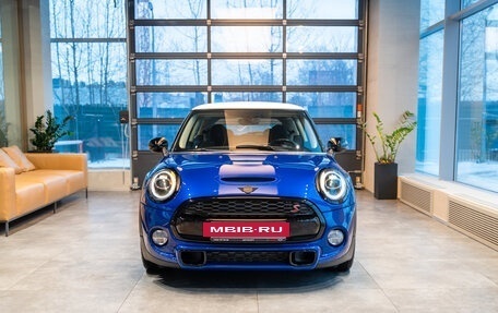 MINI Hatch, 2018 год, 2 490 000 рублей, 2 фотография