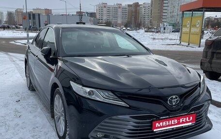 Toyota Camry, 2020 год, 3 500 000 рублей, 1 фотография