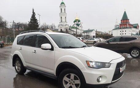 Mitsubishi Outlander III рестайлинг 3, 2011 год, 1 150 000 рублей, 8 фотография