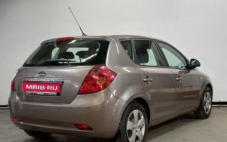 KIA cee'd I рестайлинг, 2009 год, 710 000 рублей, 5 фотография