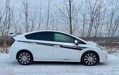 Toyota Prius, 2011 год, 895 000 рублей, 4 фотография