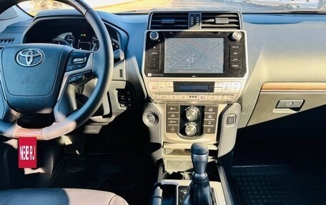 Toyota Land Cruiser Prado 150 рестайлинг 2, 2018 год, 5 290 000 рублей, 13 фотография