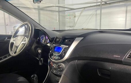 Hyundai Solaris II рестайлинг, 2013 год, 749 000 рублей, 12 фотография