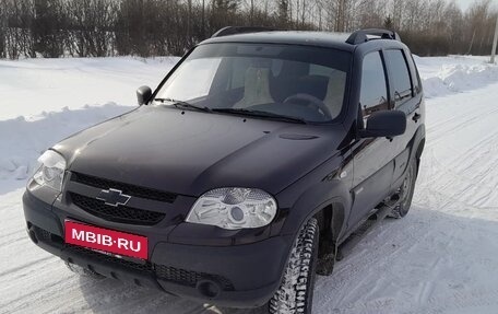 Chevrolet Niva I рестайлинг, 2012 год, 600 000 рублей, 1 фотография