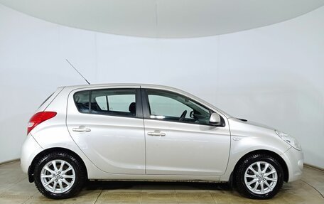 Hyundai i20 IB рестайлинг, 2010 год, 740 000 рублей, 4 фотография