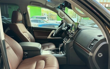 Toyota Land Cruiser 200, 2016 год, 7 350 000 рублей, 12 фотография