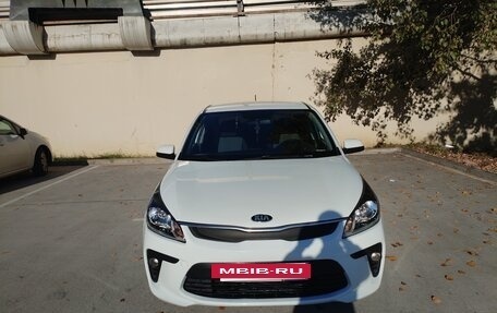 KIA Rio IV, 2018 год, 1 550 000 рублей, 15 фотография