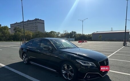 Toyota Crown, 2018 год, 3 200 000 рублей, 3 фотография