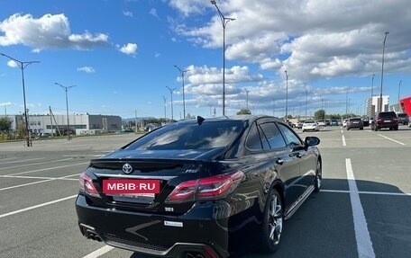 Toyota Crown, 2018 год, 3 200 000 рублей, 5 фотография