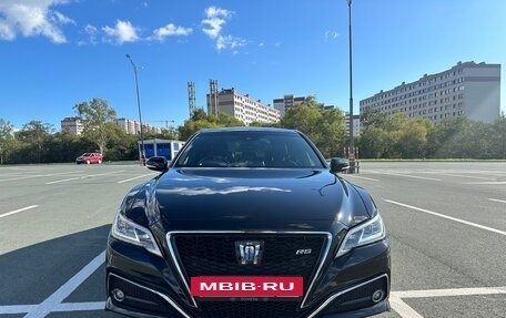 Toyota Crown, 2018 год, 3 200 000 рублей, 2 фотография