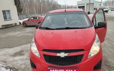 Chevrolet Spark III, 2013 год, 720 000 рублей, 1 фотография