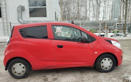 Chevrolet Spark III, 2013 год, 720 000 рублей, 4 фотография