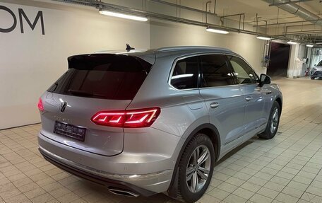 Volkswagen Touareg III, 2022 год, 7 590 000 рублей, 5 фотография