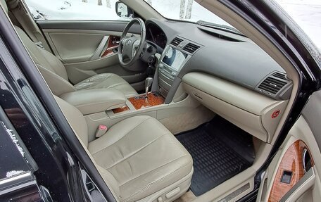 Toyota Camry, 2008 год, 1 170 000 рублей, 8 фотография