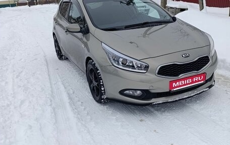 KIA cee'd III, 2014 год, 1 220 000 рублей, 2 фотография