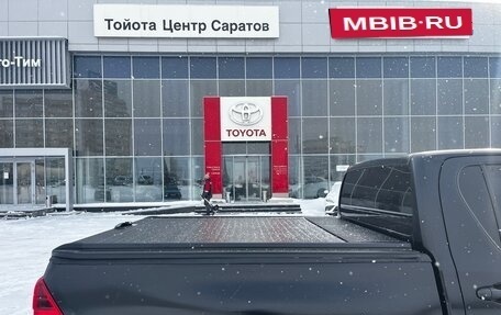 Toyota Hilux VIII, 2020 год, 4 950 000 рублей, 9 фотография