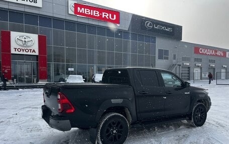 Toyota Hilux VIII, 2020 год, 4 950 000 рублей, 6 фотография