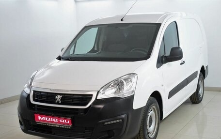 Peugeot Partner II рестайлинг 2, 2022 год, 2 300 000 рублей, 1 фотография