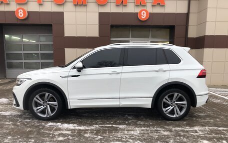 Volkswagen Tiguan II, 2021 год, 4 400 000 рублей, 4 фотография