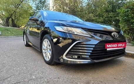 Toyota Camry, 2021 год, 2 950 000 рублей, 11 фотография