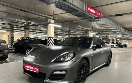 Porsche Panamera II рестайлинг, 2011 год, 3 200 000 рублей, 2 фотография