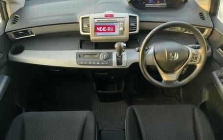 Honda Freed I, 2012 год, 1 199 000 рублей, 11 фотография