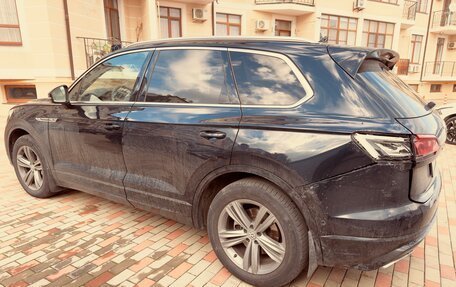 Volkswagen Touareg III, 2020 год, 5 700 000 рублей, 6 фотография