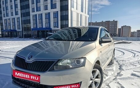 Skoda Rapid I, 2014 год, 850 000 рублей, 5 фотография