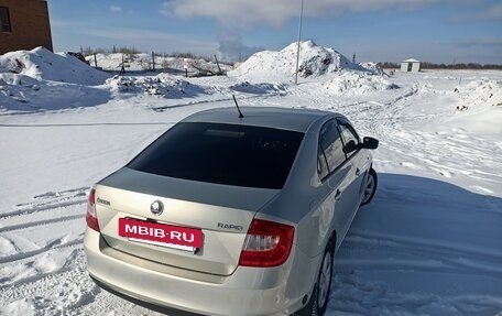 Skoda Rapid I, 2014 год, 850 000 рублей, 10 фотография