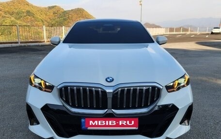 BMW 5 серия, 2024 год, 8 800 000 рублей, 2 фотография