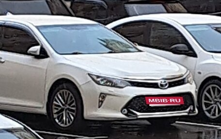 Toyota Camry, 2017 год, 2 350 000 рублей, 5 фотография