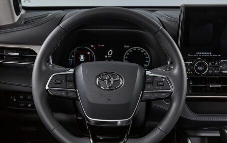 Toyota Highlander, 2024 год, 6 700 000 рублей, 27 фотография