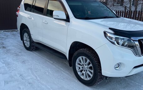 Toyota Land Cruiser Prado 150 рестайлинг 2, 2011 год, 3 400 000 рублей, 1 фотография