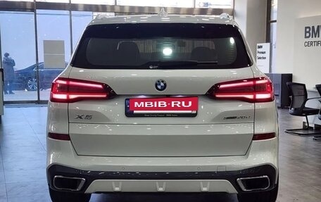 BMW X5, 2021 год, 5 735 000 рублей, 4 фотография