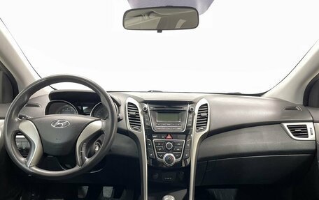 Hyundai i30 II рестайлинг, 2013 год, 1 099 000 рублей, 11 фотография