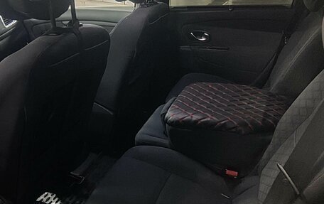 Renault Scenic III, 2010 год, 900 000 рублей, 14 фотография