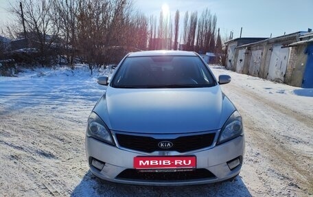 KIA cee'd I рестайлинг, 2010 год, 790 000 рублей, 1 фотография