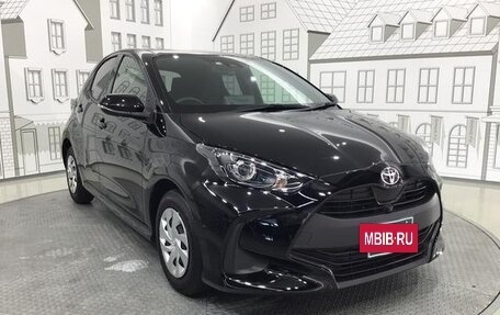 Toyota Yaris, 2022 год, 950 000 рублей, 3 фотография