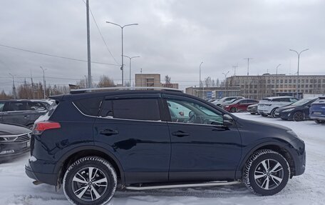 Toyota RAV4, 2018 год, 2 550 000 рублей, 4 фотография