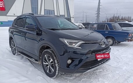 Toyota RAV4, 2018 год, 2 550 000 рублей, 2 фотография