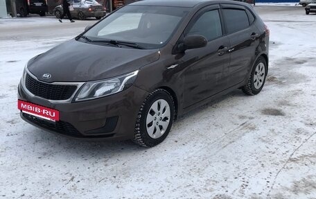 KIA Rio III рестайлинг, 2014 год, 925 000 рублей, 2 фотография