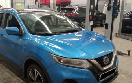 Nissan Qashqai, 2020 год, 1 900 000 рублей, 2 фотография