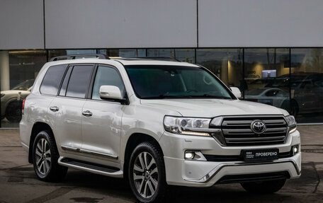 Toyota Land Cruiser 200, 2017 год, 7 364 570 рублей, 5 фотография