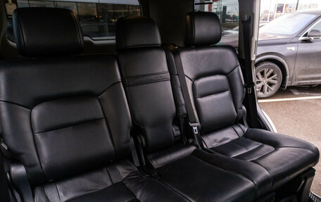 Toyota Land Cruiser 200, 2017 год, 7 364 570 рублей, 13 фотография
