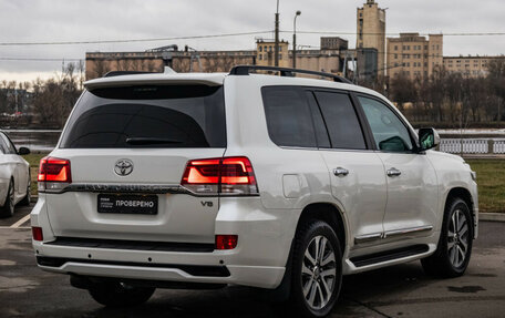 Toyota Land Cruiser 200, 2017 год, 7 364 570 рублей, 7 фотография