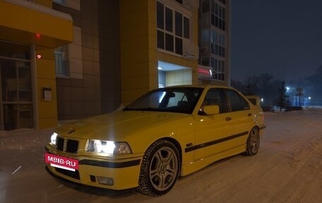 BMW 3 серия, 1982 год, 1 750 000 рублей, 4 фотография