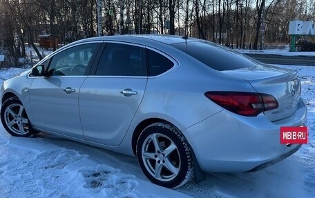 Opel Astra J, 2012 год, 1 120 000 рублей, 32 фотография